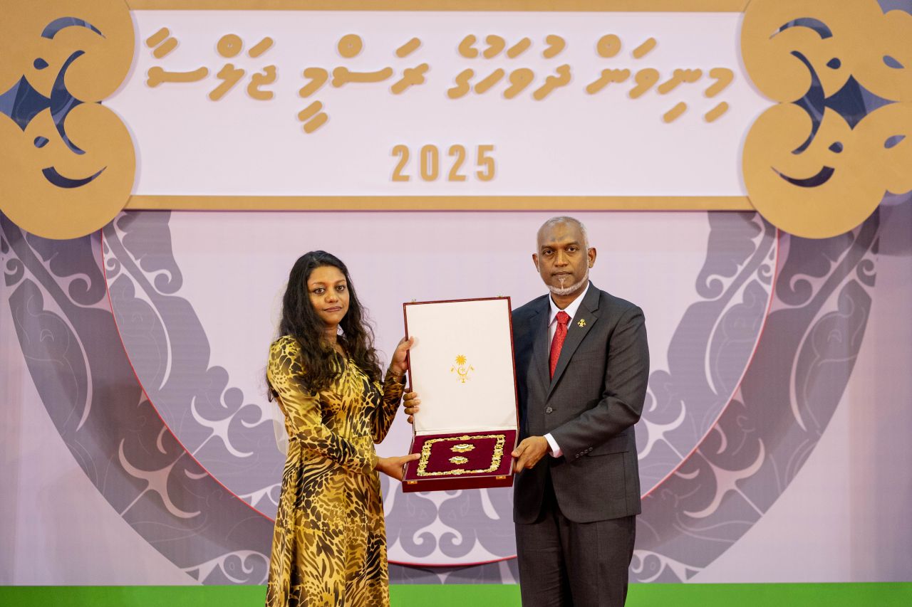 ފޮޓޯ: މިނިވަން ދުވަހުގެ ރަސްމީ ޖަލްސާ