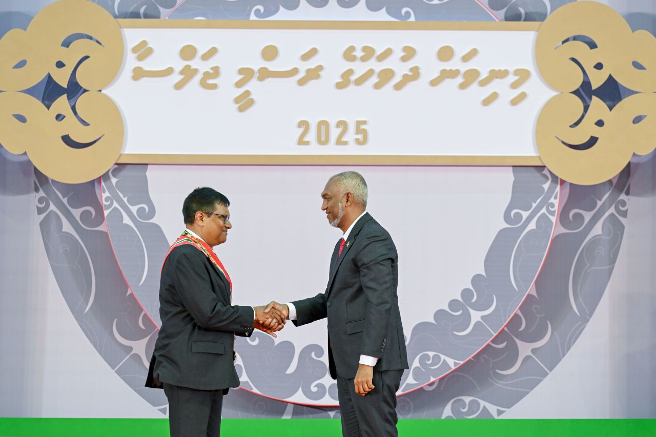 ފޮޓޯ: މިނިވަން ދުވަހުގެ ރަސްމީ ޖަލްސާ