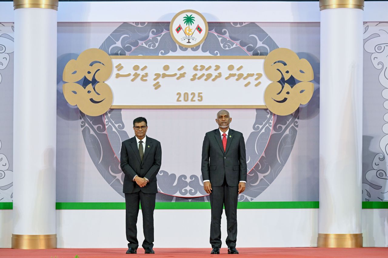 ފޮޓޯ: މިނިވަން ދުވަހުގެ ރަސްމީ ޖަލްސާ