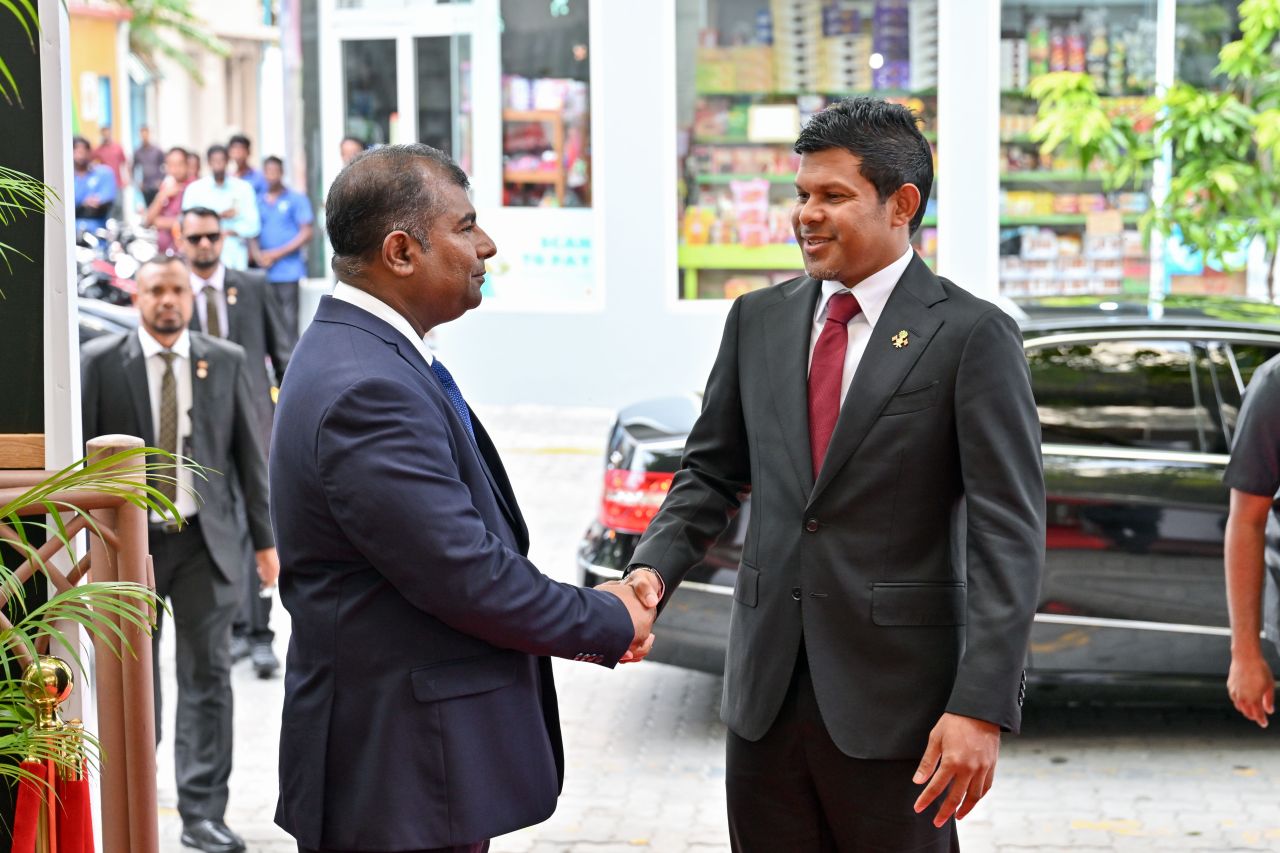 ފޮޓޯ: މިނިވަން ދުވަހުގެ ރަސްމީ ޖަލްސާ