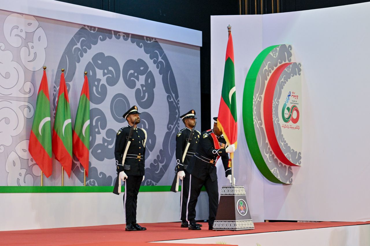ފޮޓޯ: މިނިވަން ދުވަހުގެ ރަސްމީ ޖަލްސާ