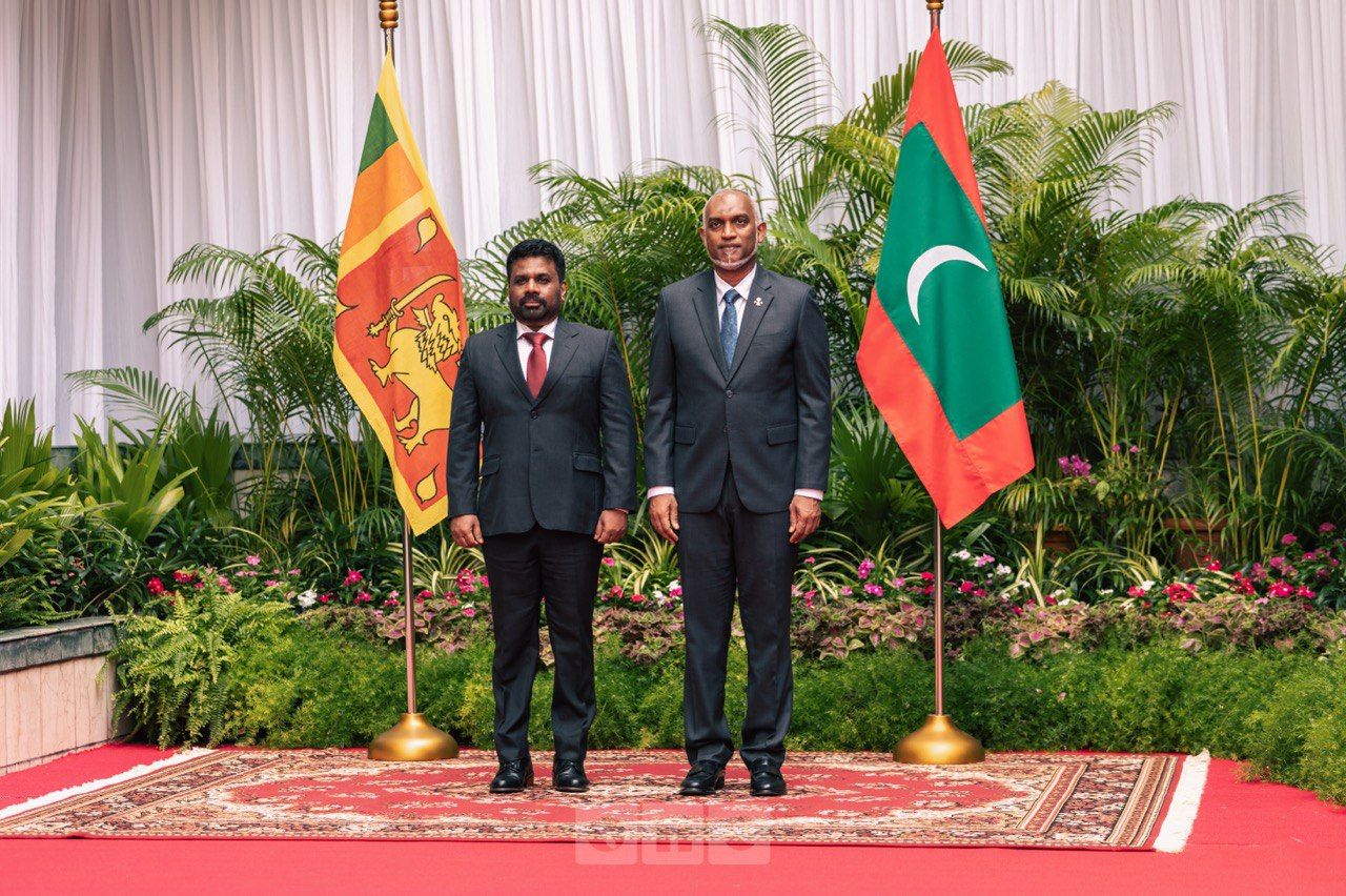 ވަން ފޮޓޯ: ރާއްޖެ އާއި ލަންކާއާ ދެމެދު ރަސްމީ މަޝްވަރާތައް ކުރިއަށްގެންދިއުން