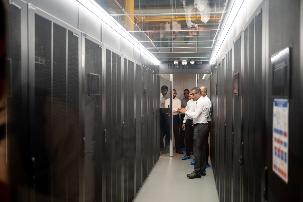 Dhiraagun colocation hidhumathaaeku data solution thah fulhaakoffi  