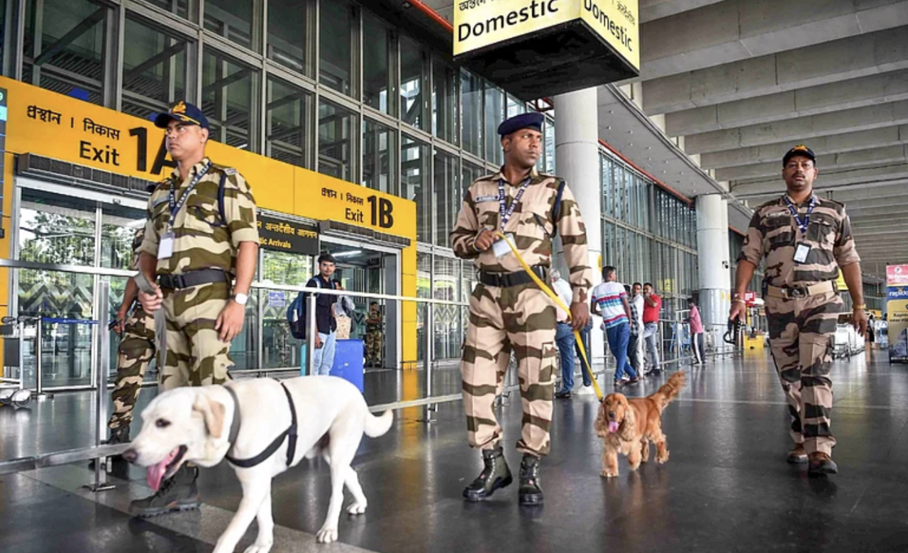 India ge hurihaa airport thakuge salaamathee kankan varugadha koh alert ah