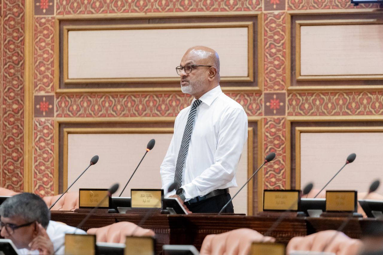Majlis ge ninmunthah raees thanfeezu kurevvumun unmeedhu aavejje: Nazim