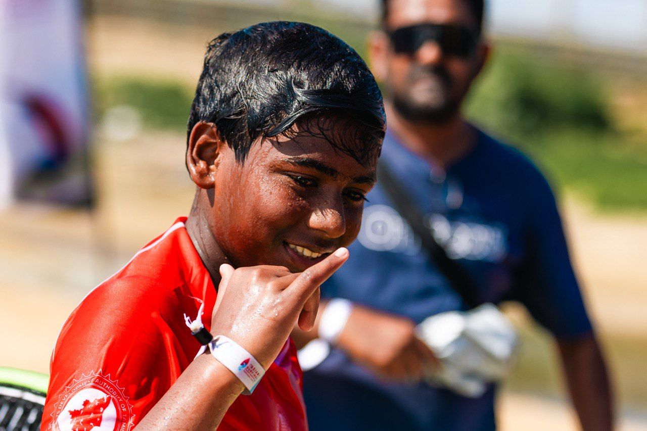 Yaasin ah thaareehee kaamiyaabee eh, League gendiyaee Ammaday 