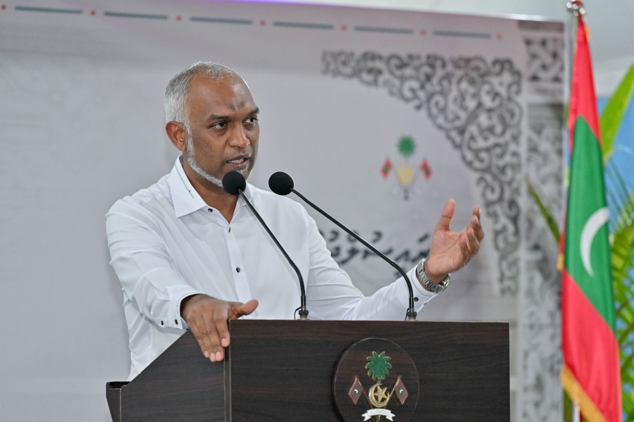 Zuvaanunnakee badhaluge Agent in, tharahgee ah massakaiykuraanee zuvaanunnaaeku: Raees 