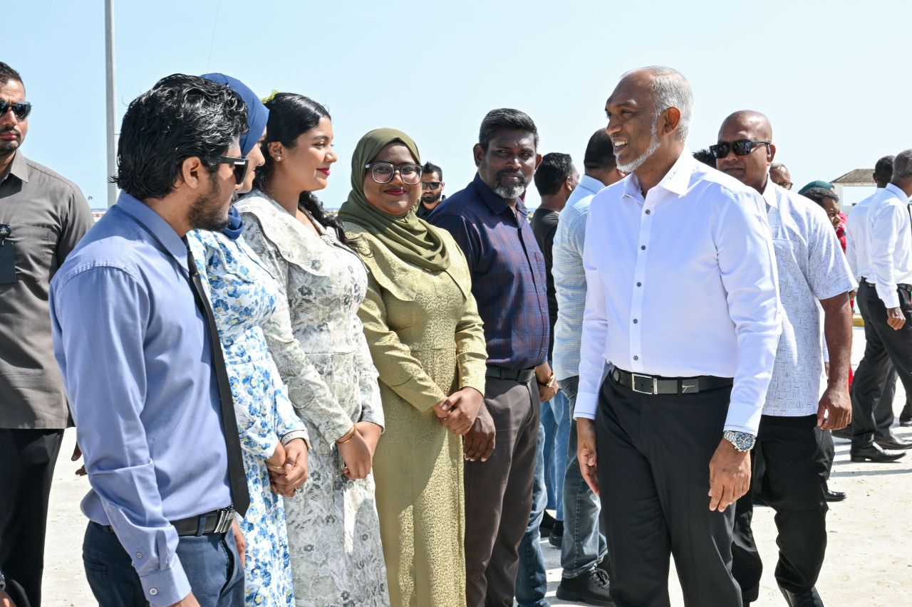 Kamadhoo rayyithun picnic dhaane rashah hamajassaidhenee