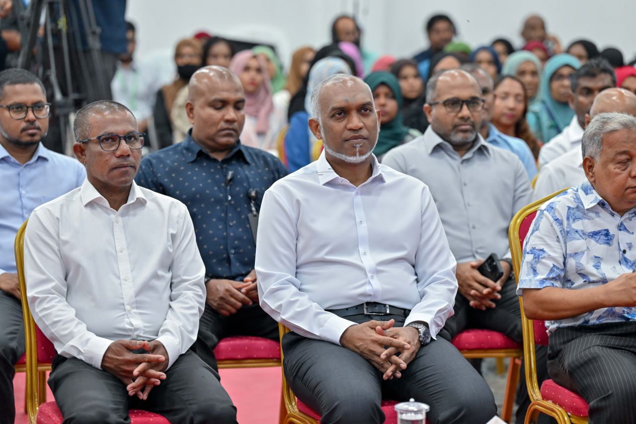 Council thakun beyru gaumuthakah kuraa thajuribaage dhathuru thakah Raees ge nuruhun! 