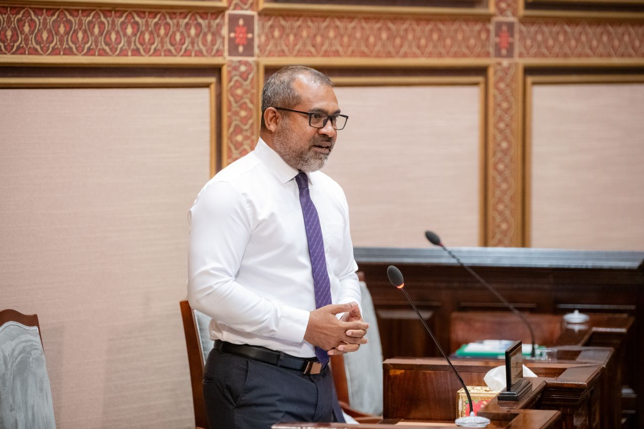 Foreign Minister Khaleel aa dhekolhah imthiyaaz ge massala eh hushahalhaifi 