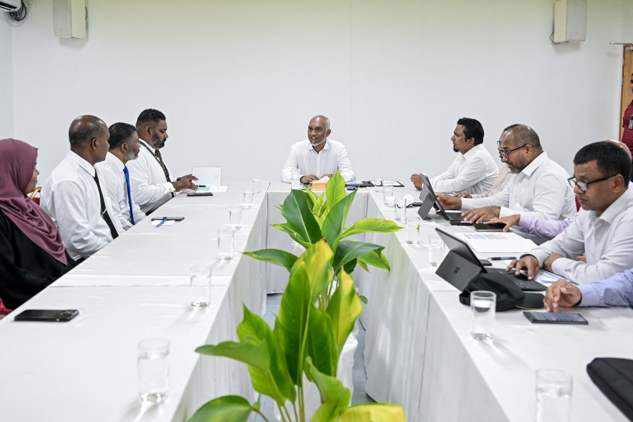 Atoll council thah uvaalumah majilis ge anna dhaurugai islaahu hushahalhanee 