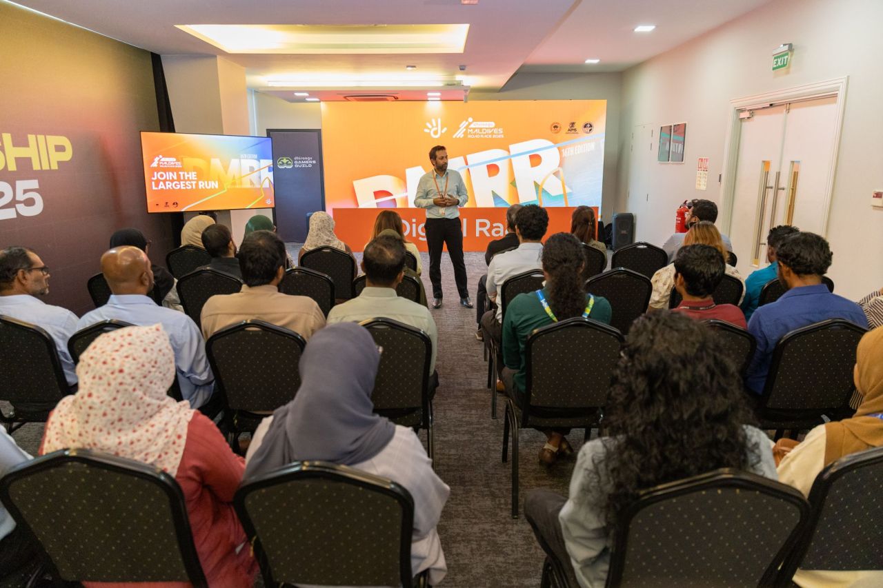 Dhiraagu Maldives Road Race ge corporate team gintheegai baiverivaan hulhuvaalaifi 