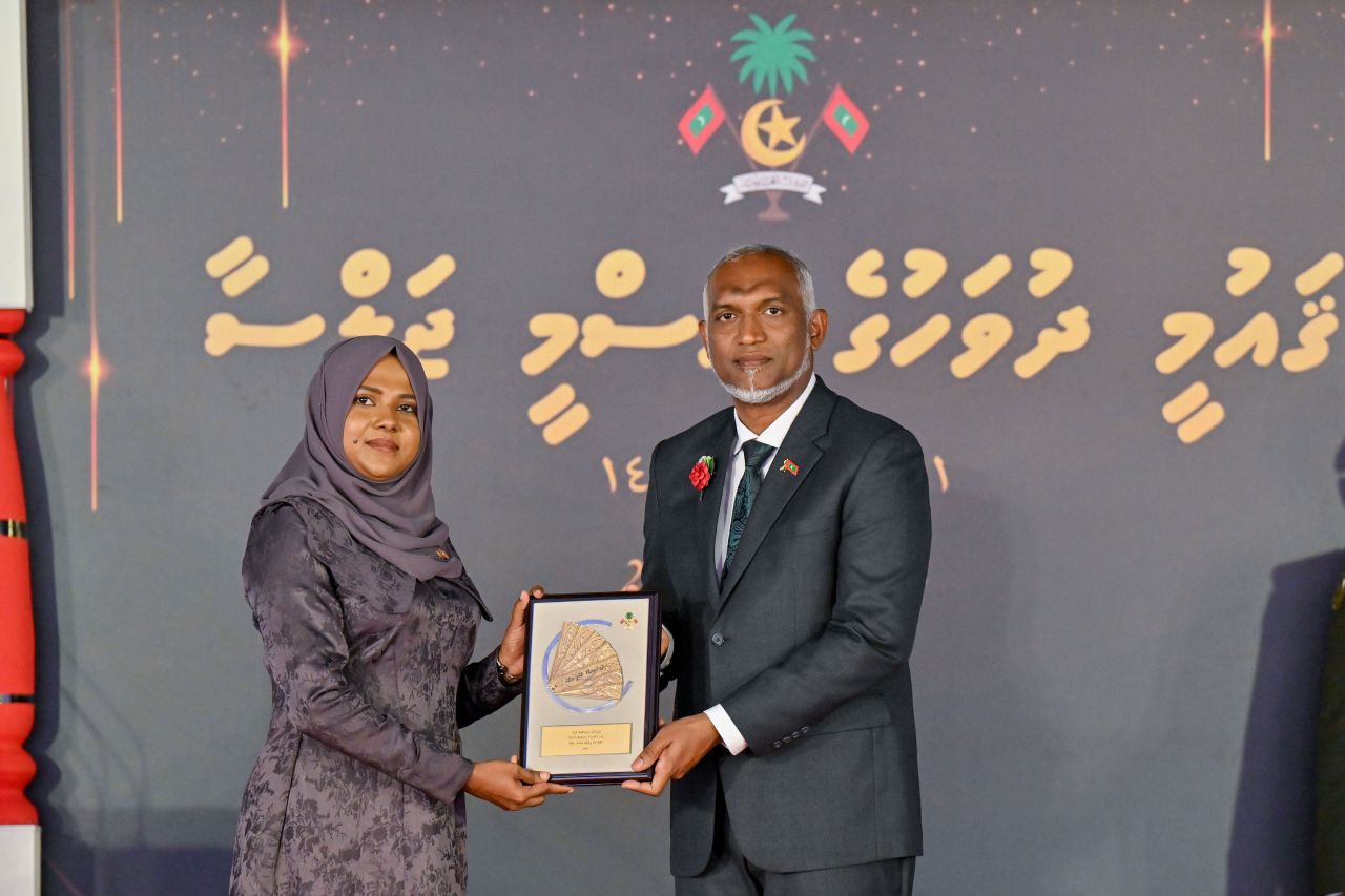 ފޮޓޯ: ގައުމީ ދުވަހުގެ ރަސްމީ ޖަލްސާ