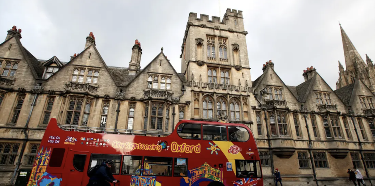 Gaza ge dharivarunnah UK ge university thakun furusathu dhenee