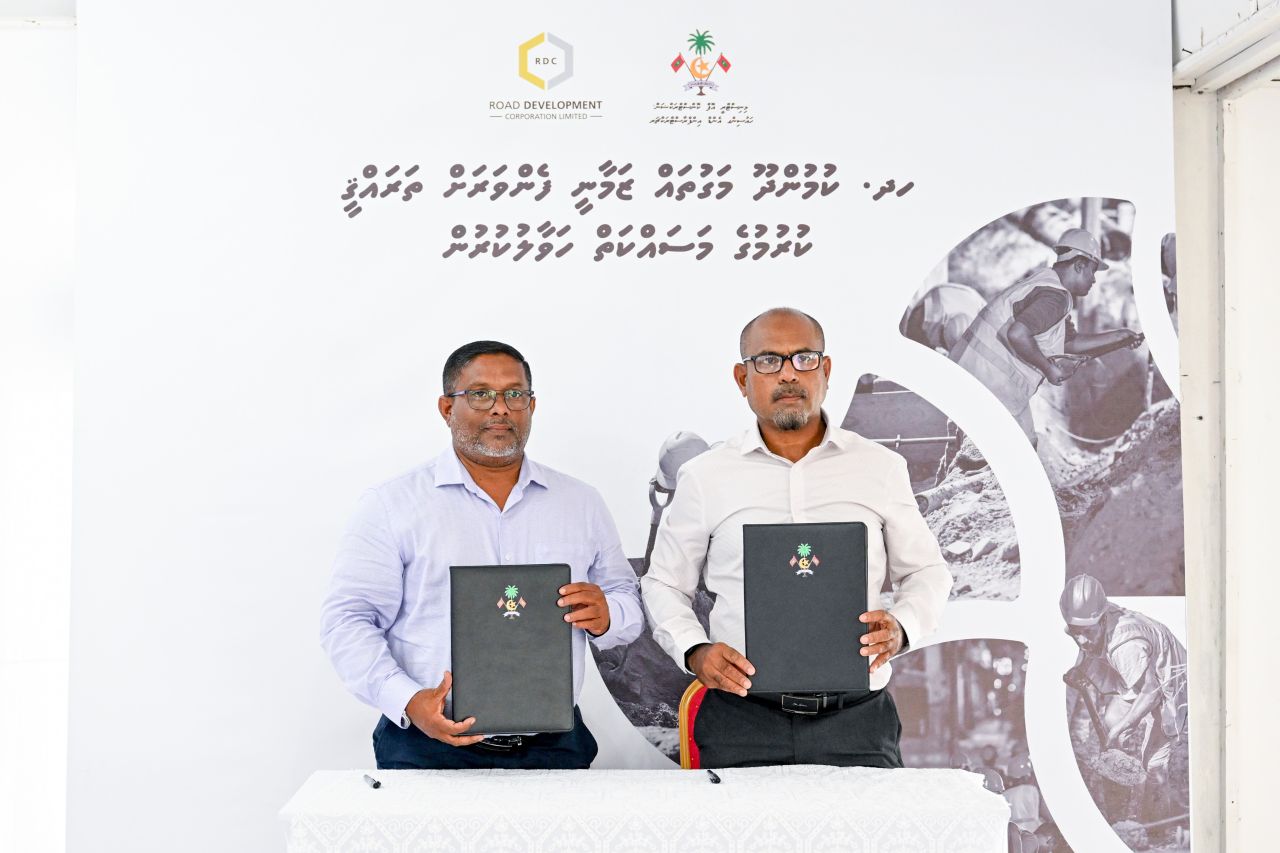 ފޮޓޯ: ރައީސް، ކުމުންދޫ ރައްޔިތުންނާ ބައްދަލުކުރެއްވުން
