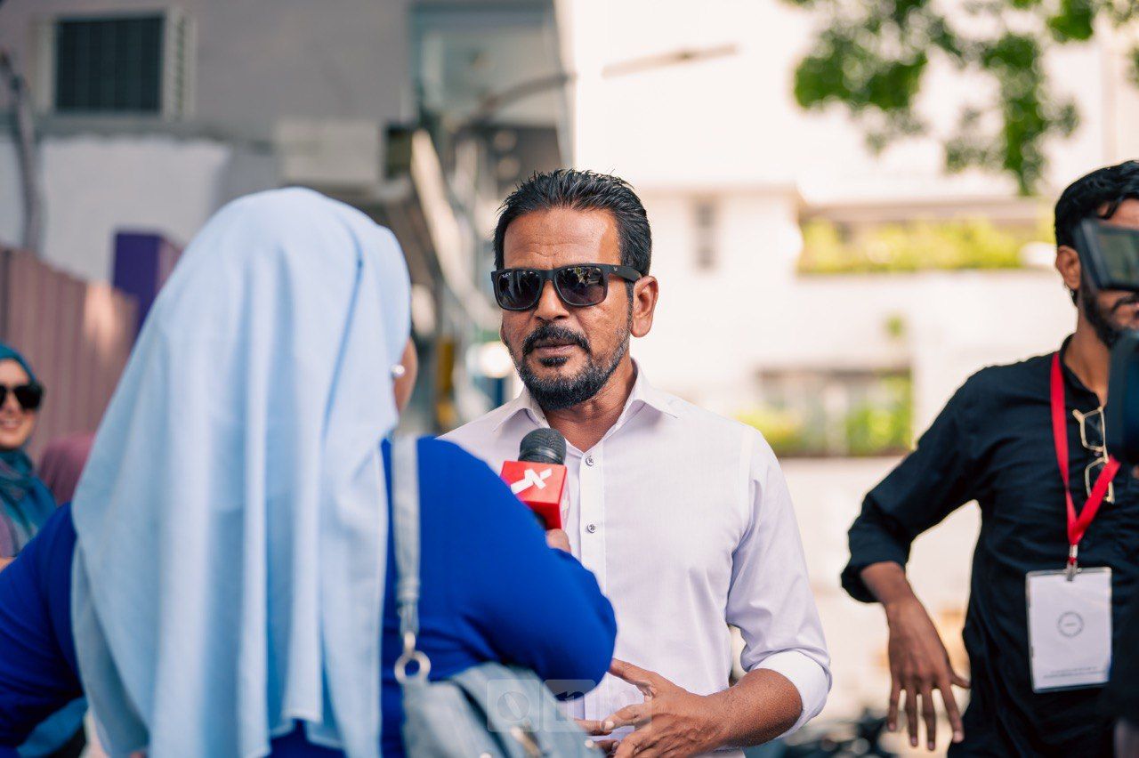  ވަން ފޮޓޯ: މީޑިއާ ކޮމިޝަން ބިލާ ދެކޮޅަށް ނޫސްވެރިން މުޒާހަރާއަށް 