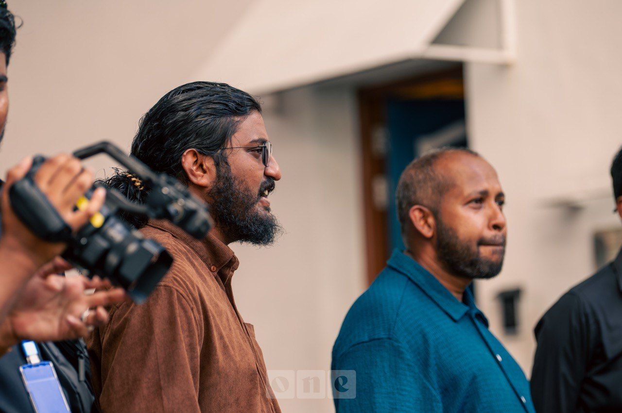  ވަން ފޮޓޯ: މީޑިއާ ކޮމިޝަން ބިލާ ދެކޮޅަށް ނޫސްވެރިން މުޒާހަރާއަށް 