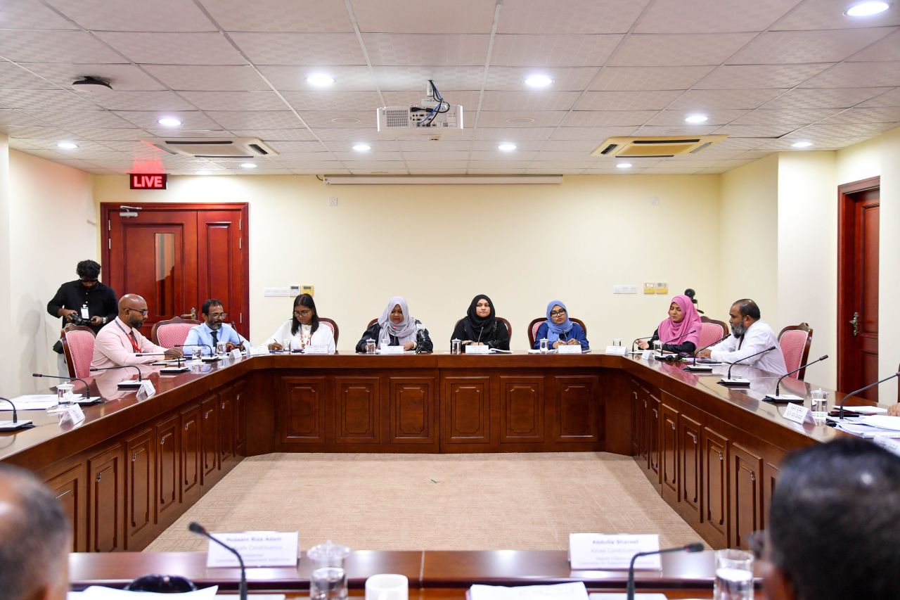 Drafting process gai kamaabehey faraaiythakuge hiyaalu hoadhaafai nuvaathee BroadCom ge kanboduvun