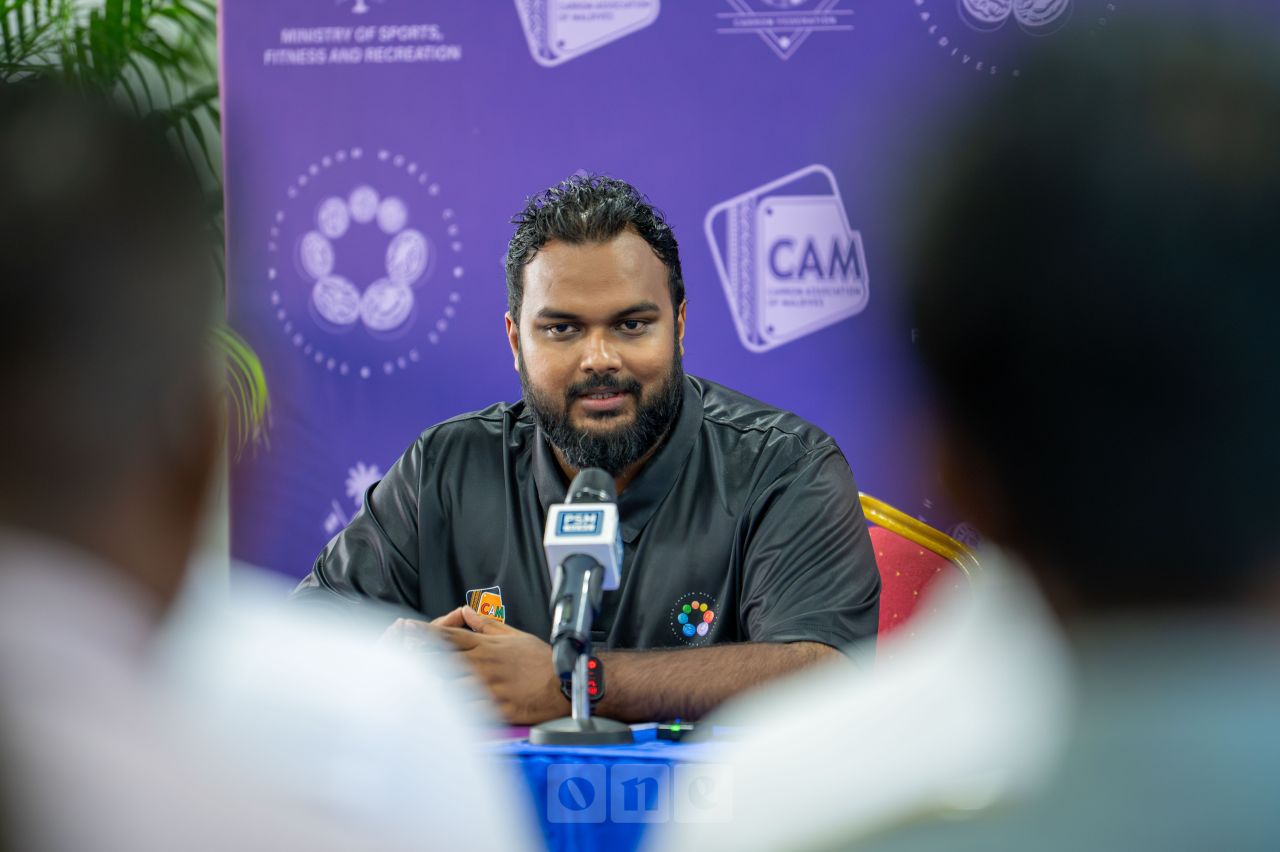 ވަން ފޮޓޯ: ރާއްޖޭގައި ކެރަމް ވޯލްޑް ކަޕް ބޭއްވުމަށް އިއުލާނުކުރުން