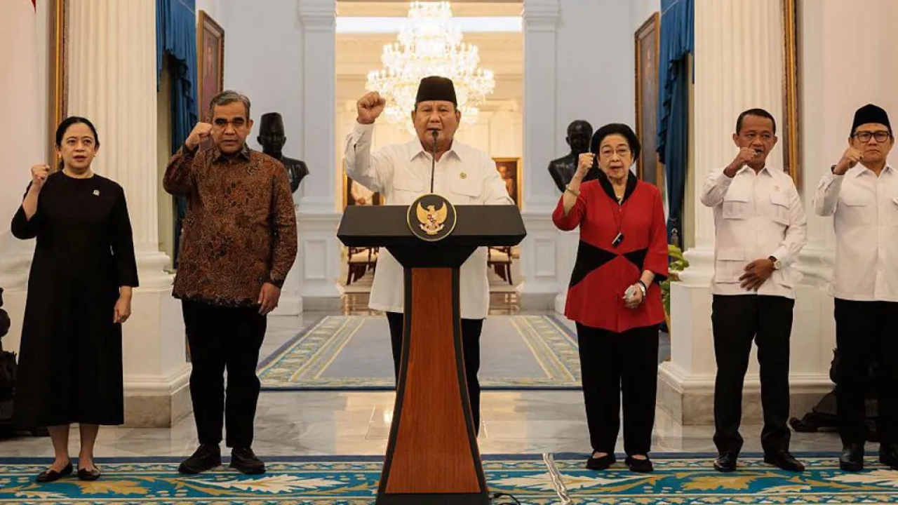 Indonesian politicians to have perks cut in bid to quell unrest