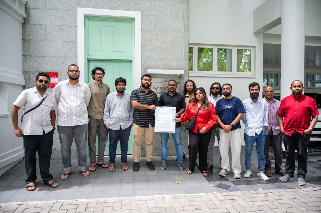 Media bill beyrukohllan edhi 150 noosverin soikoh petition eh hushahalhaifi 