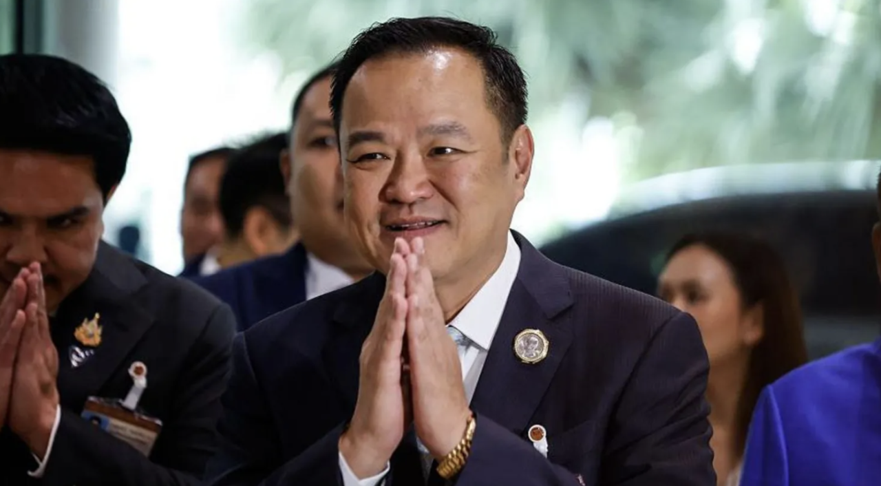 Thailand ge boduvazeer akah Anutin Charnvirakul inthihaabu koffi