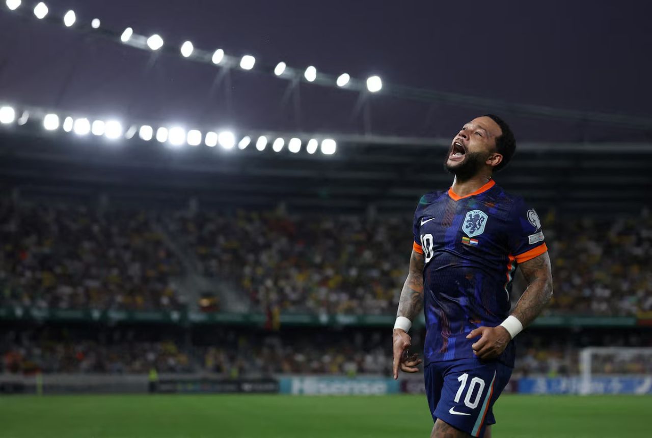 Depay ah sharafuveri record akaaeku Netherlands molhuvee kiriyaa 