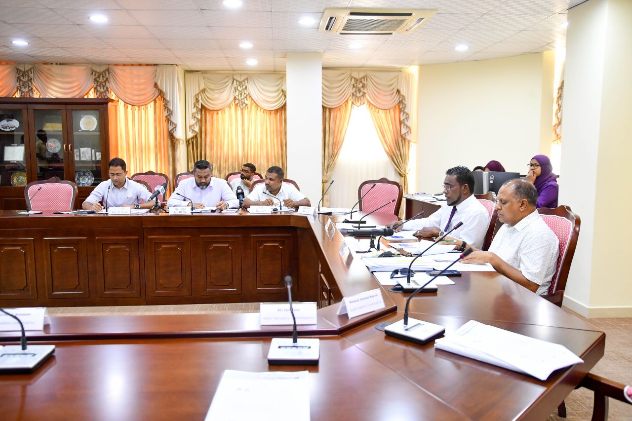 Ithuru islaahuthakaa eku rayyithunge hiyaalu hoadhumah vote negumuge bill committee in faaskoffi