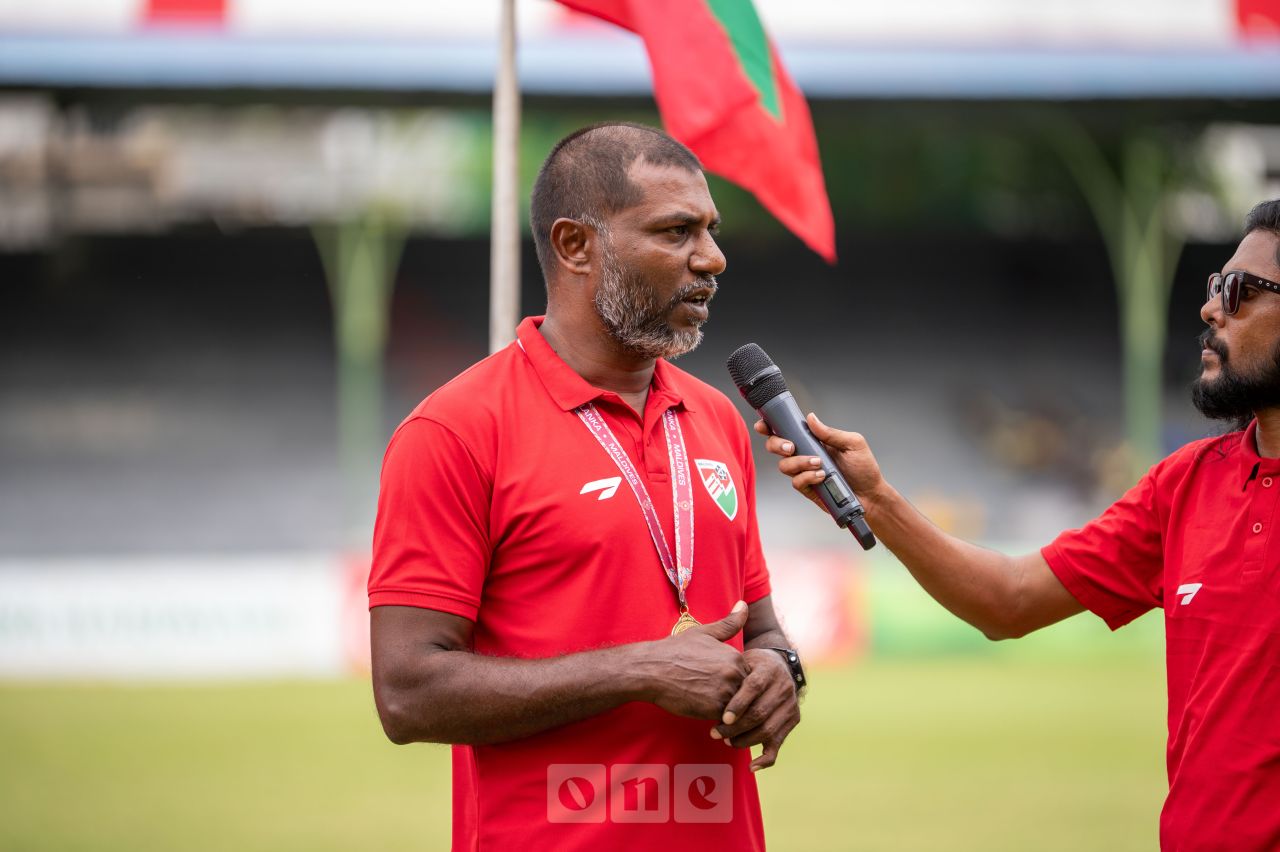 ވަން ފޮޓޯ: ސައުތު އޭޝިއަން ސުޕަކަޕް ކާމިޔާބުކޮށް، އުފާފާޅުކުރުން