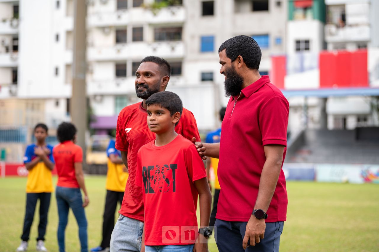 ވަން ފޮޓޯ: ސައުތު އޭޝިއަން ސުޕަކަޕް ކާމިޔާބުކޮށް، އުފާފާޅުކުރުން
