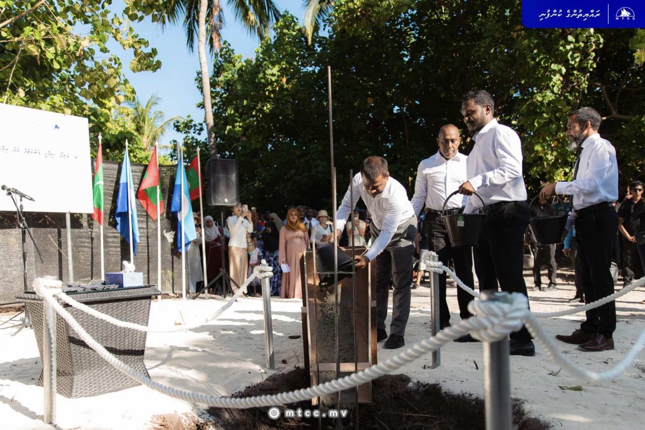 Fulidhoo sihhee marukazuge aa imaaraathuge masakkaiy fashaifI