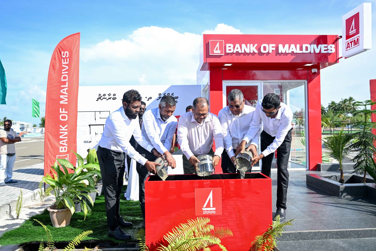 Vilufushi BML islamic branch bingaa alhai Atm ge hidhumai fashaifi
