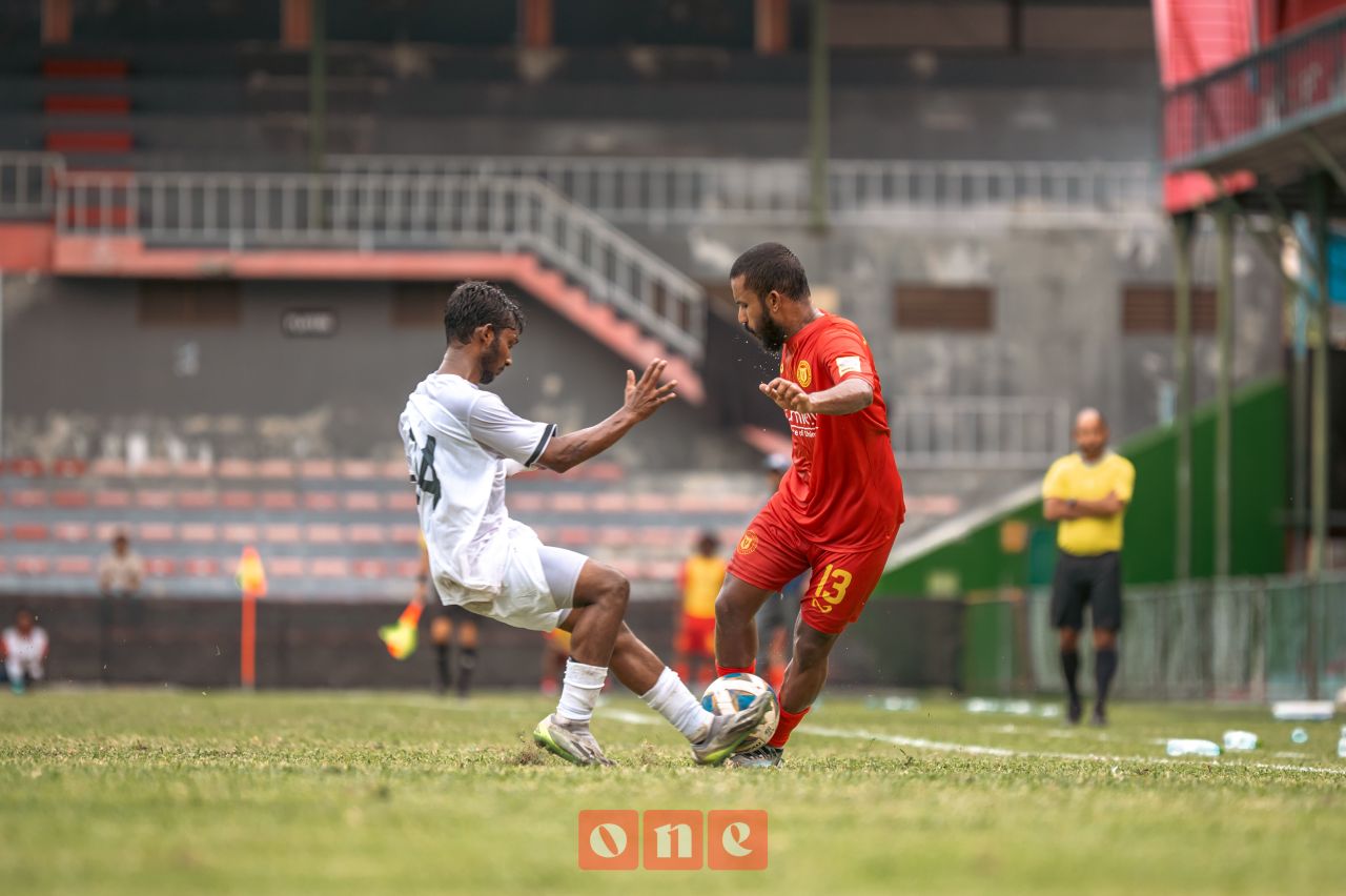 ވަން ފޮޓޯ: ދިރާގު ދިވެހި ޕްރިމިއާ ލީގުގައި ވިކްޓަރީއާއި ގްރީން ބައްދަލުކުރި މެޗު
