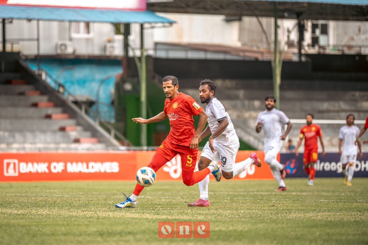 ވަން ފޮޓޯ: ދިރާގު ދިވެހި ޕްރިމިއާ ލީގުގައި ވިކްޓަރީއާއި ގްރީން ބައްދަލުކުރި މެޗު