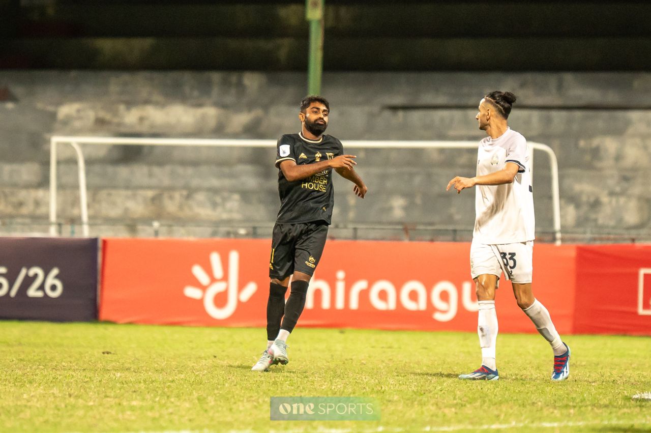 ވަން ފޮޓޯ: ދިރާގު ދިވެހި ޕްރިމިއާ ލީގުގައި ގްރީން ސްޓްރީޓްސްއިން އީގަލްސް ބަލިކުރުން