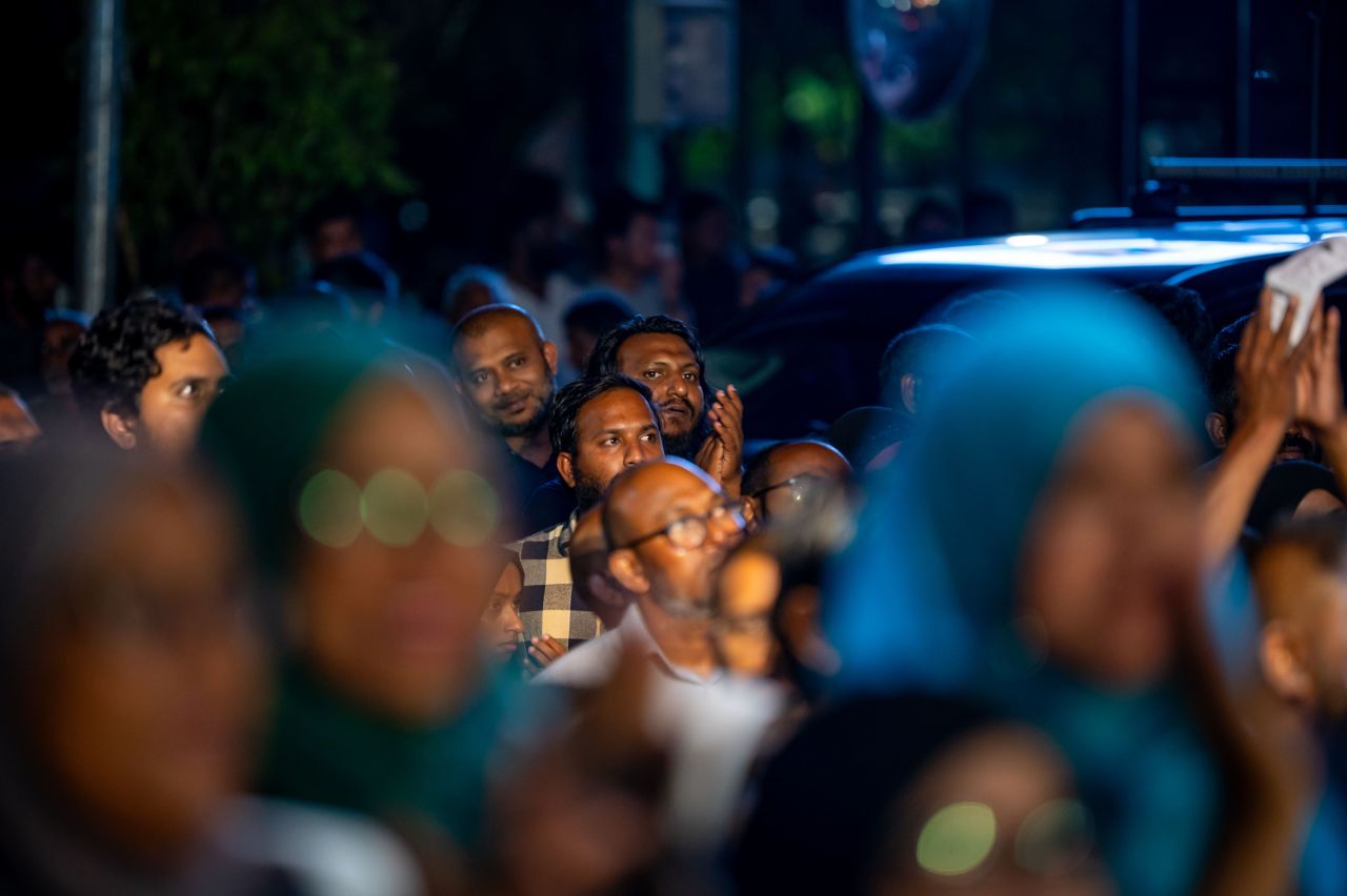 ވަން ފޮޓޯ: ޕީއެންސީ ހަރުގެ ޖަލްސާގައި ރައީސް މުއިއްޒު ބައިވެރިވެވަޑައިގަތުން
