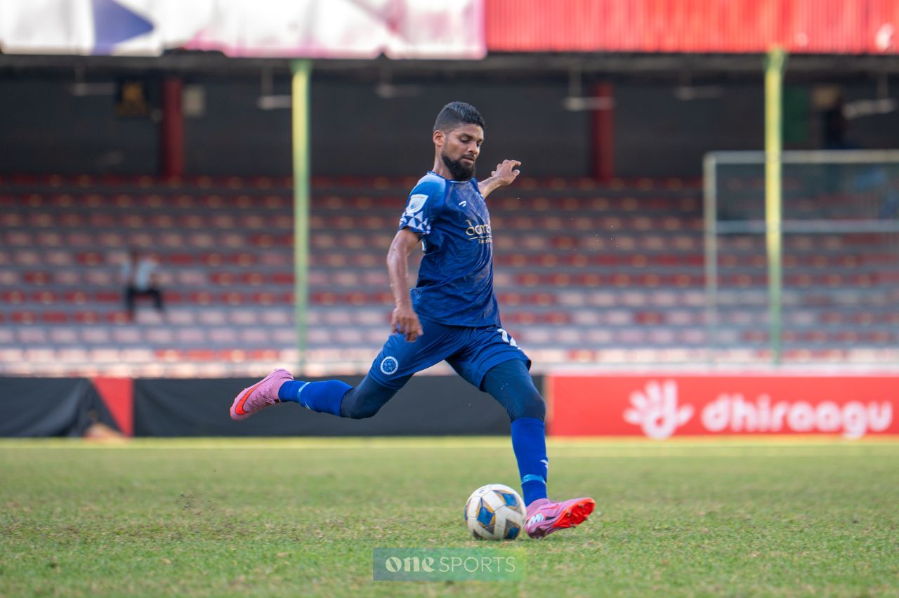 ވަން ފޮޓޯ: ދިރާގު ދިވެހި ޕްރިމިއާ ލީގުގައި ނިއުރޭޑިއެންޓާއި ވެލެންސިއާ ވާދަކުރި މެޗުގެ ތެރެއިން