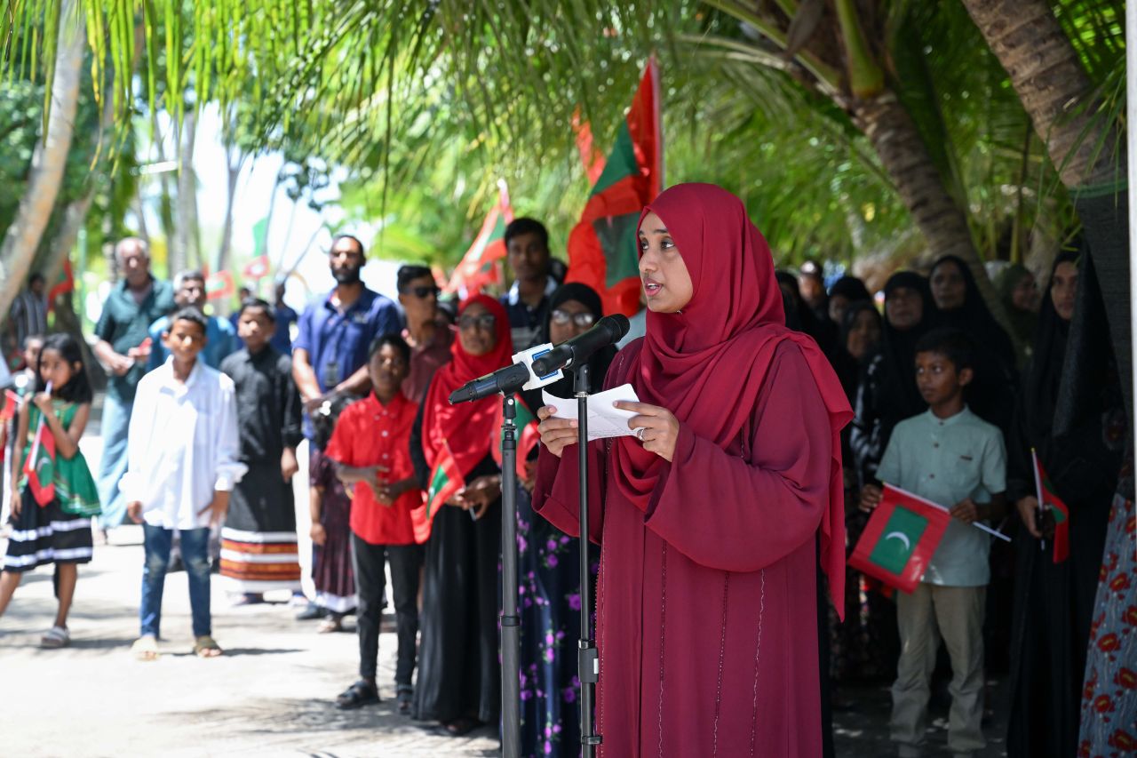 ފޮޓޯ: ރައީސް އދ. މަންދުއަށް ވަޑައިގަތުން 