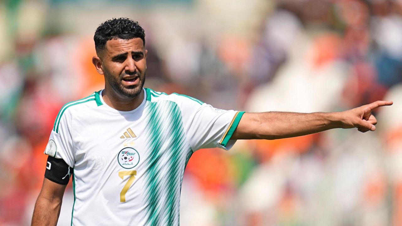 Aharuthakehge medhukendumakahfahu Algeria World Cup ah 