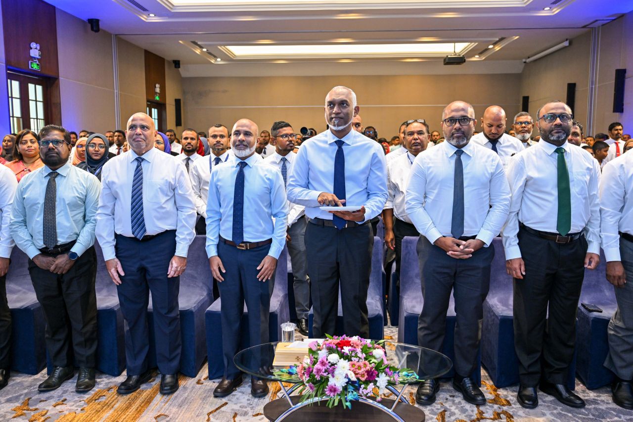 Principal innge mahaasinthaa fashaifi 