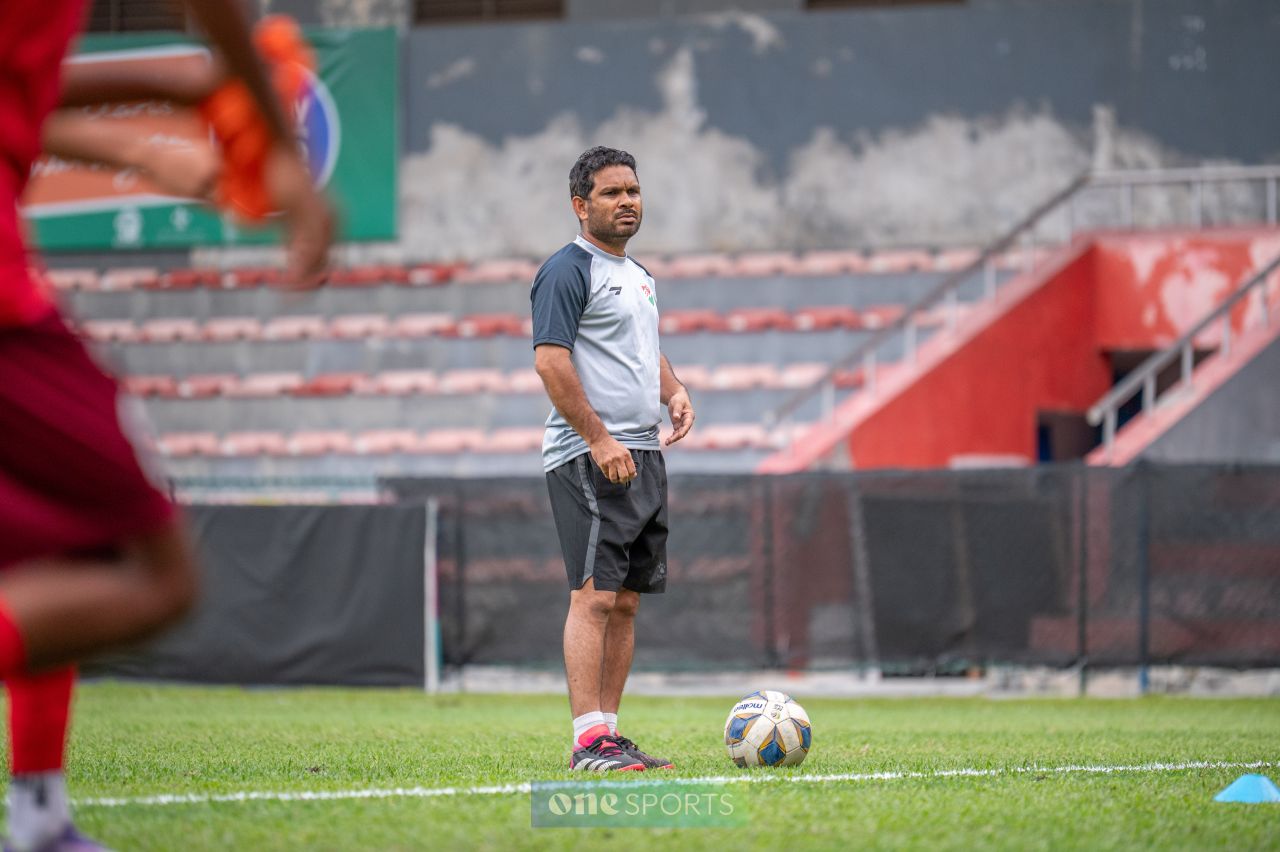 ވަން ފޮޓޯ: ކޮލިފިކޭޝަން މެޗުގެ ކުރިން ރާއްޖެއިން ކުރި އެންމެފަހު ޕްރެކްޓިސް
