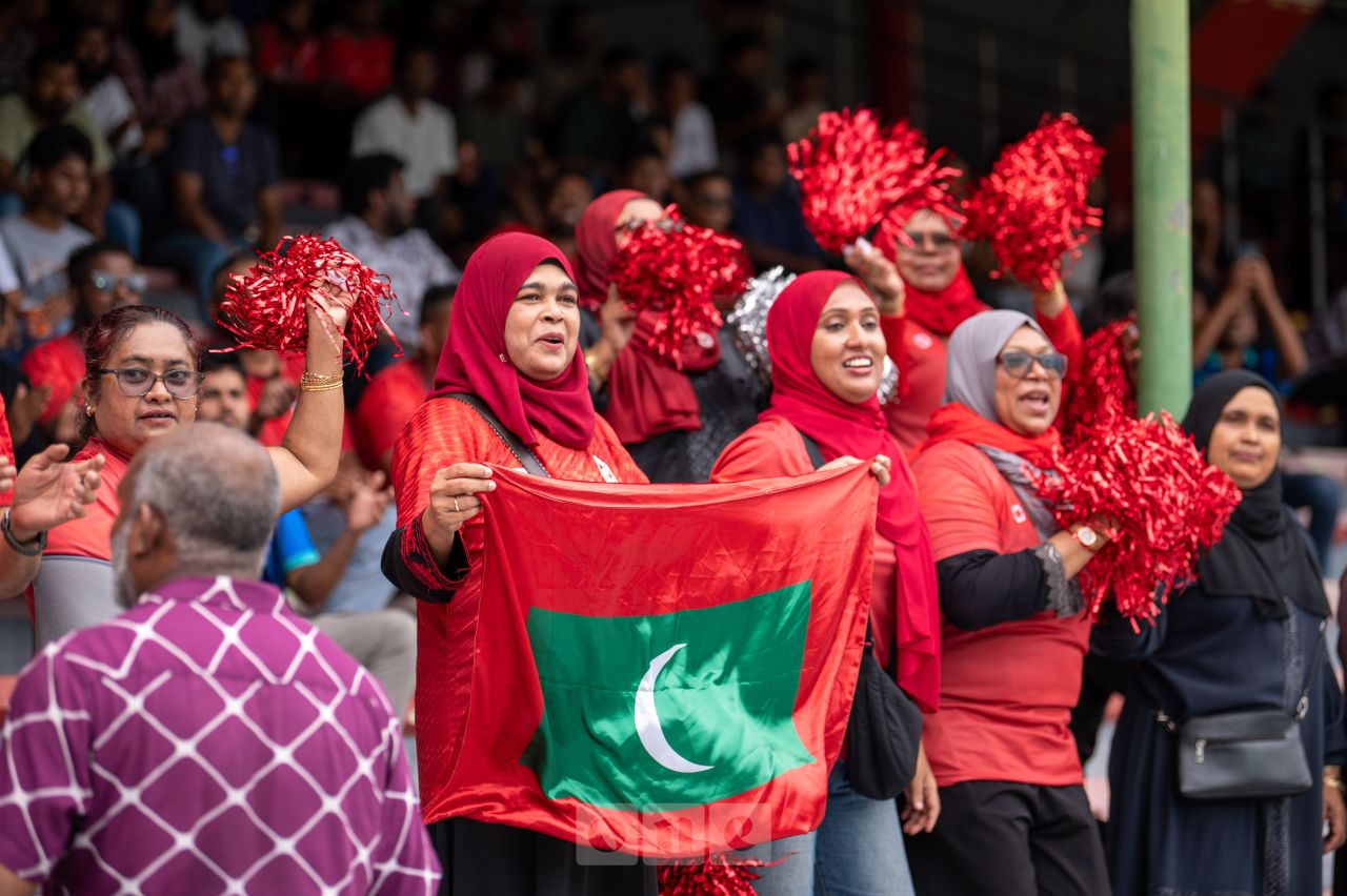 ވަން ފޮޓޯ: ރާއްޖޭގެ ގައުމީ ޓީމުން އެތައް ދުވަހަކަށްފަހު ގަލޮޅު ދަނޑަށް 