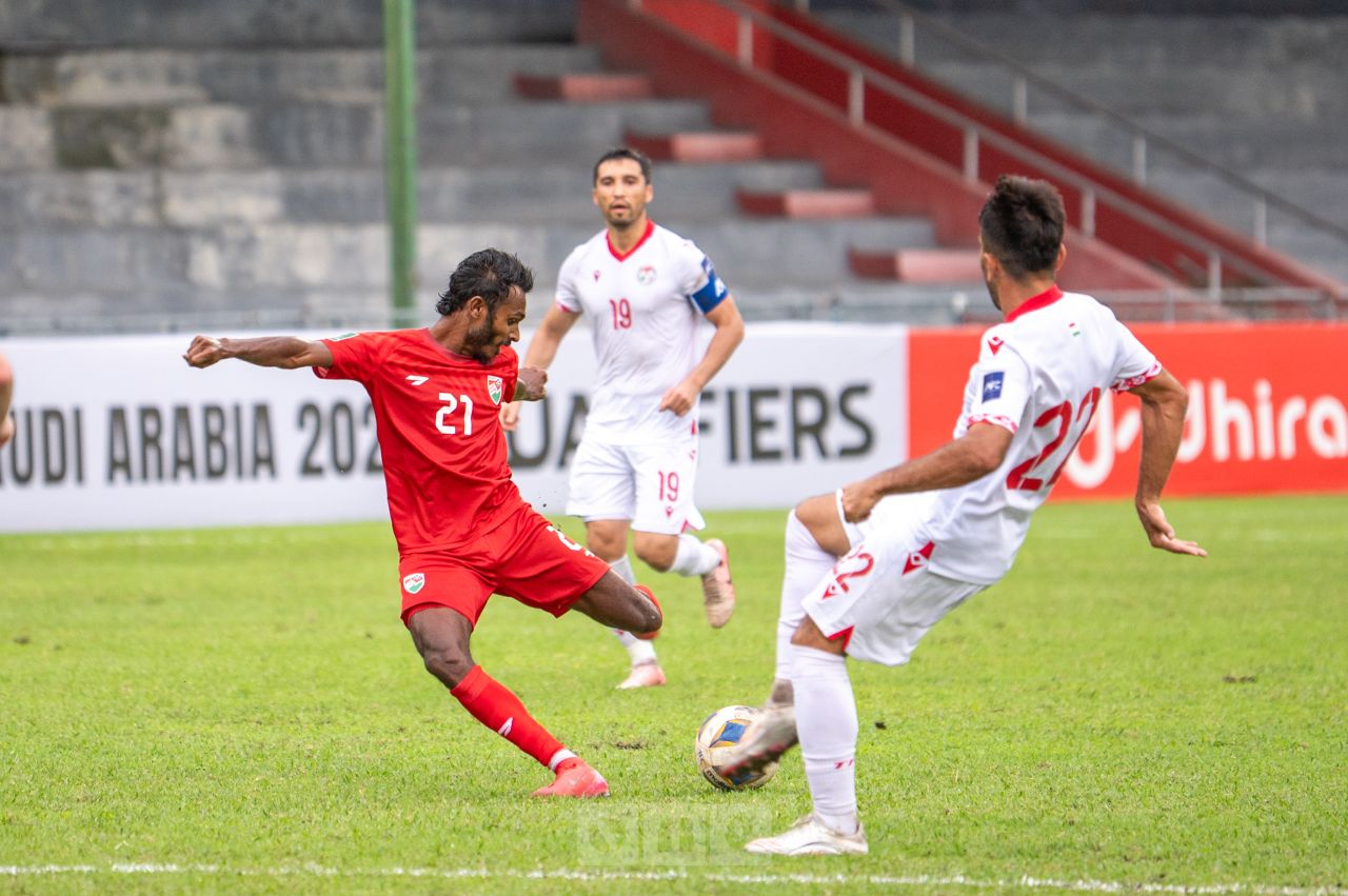 ވަން ފޮޓޯ: ރާއްޖޭގެ ގައުމީ ޓީމުން އެތައް ދުވަހަކަށްފަހު ގަލޮޅު ދަނޑަށް 
