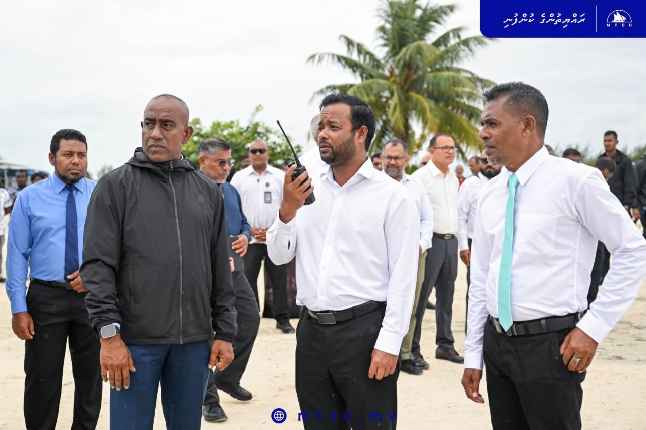 Maavshu gondudhoh himaayaih kurumuge mashroou fashaifi 