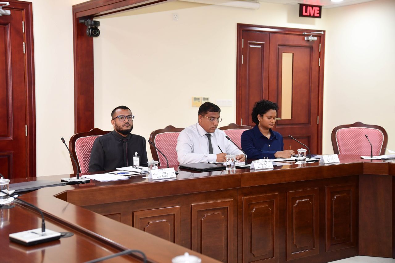 FENAKA aa dhekolhah court thakugai 60 avvure gina massala kuriyahdhey 