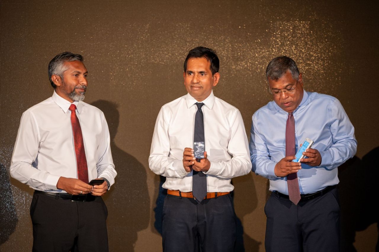 BML in visa platinum debit card tha'aarafu koffi 