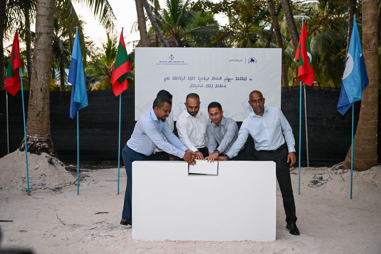 Fuvahmulaku gai National library ge goiypeh gaaim kurumuge amalee masakkaiy fashaifi 