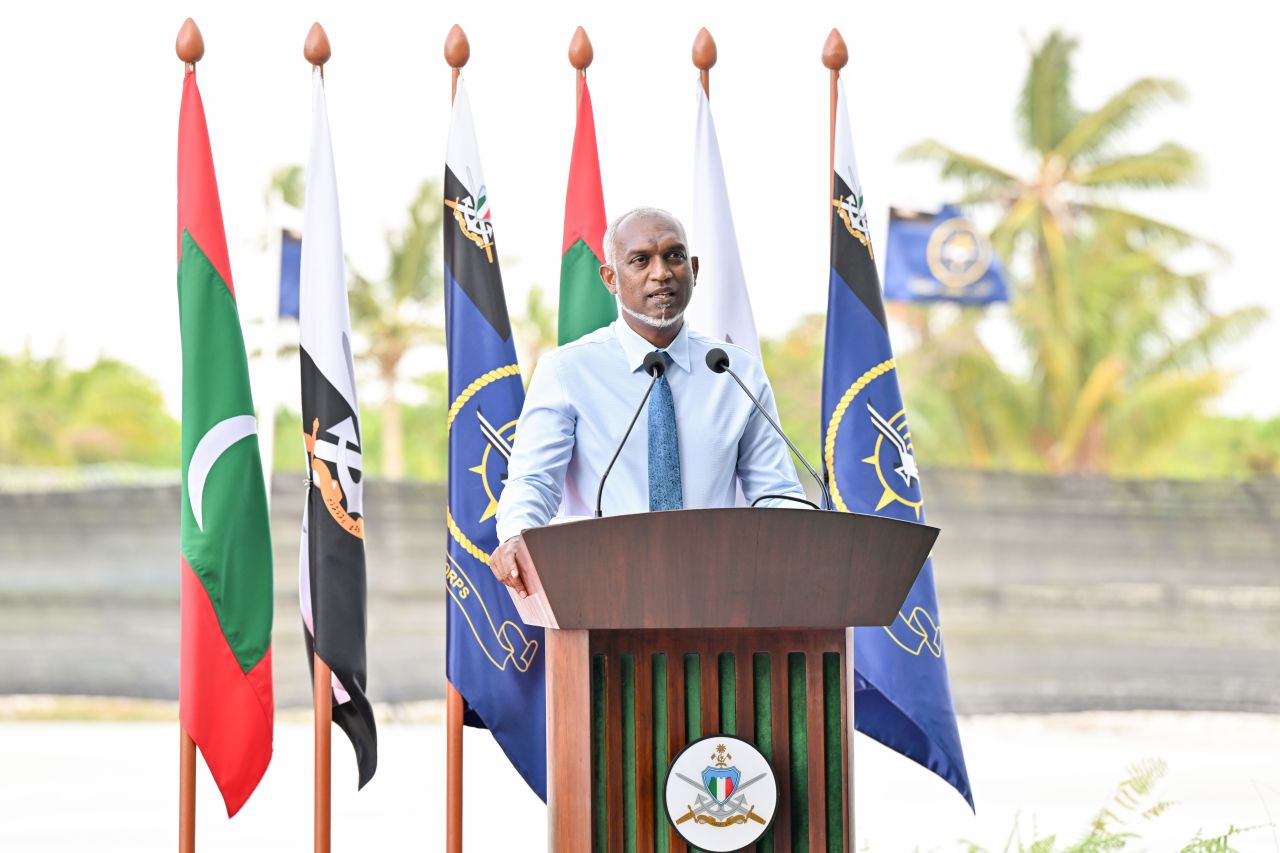 Igthisoadhee gothun kuri erumah varugadha military eh othun laazim: Raees