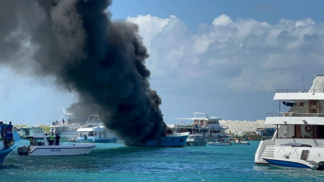 Hulhumale’ falhugai oiy ulhandhehgai roave andhanee 