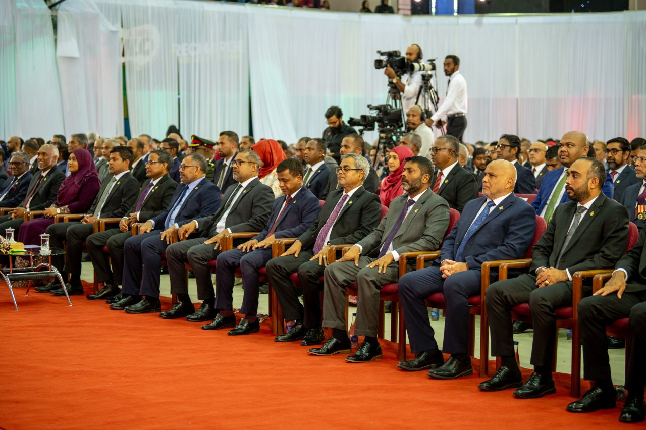ވަން ފޮޓޯ: ޖުމްހޫރީ ދުވަހުގެ ރަސްމީ ޖަލްސާ 